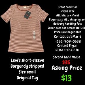 Levi’s Small Short Sleeve